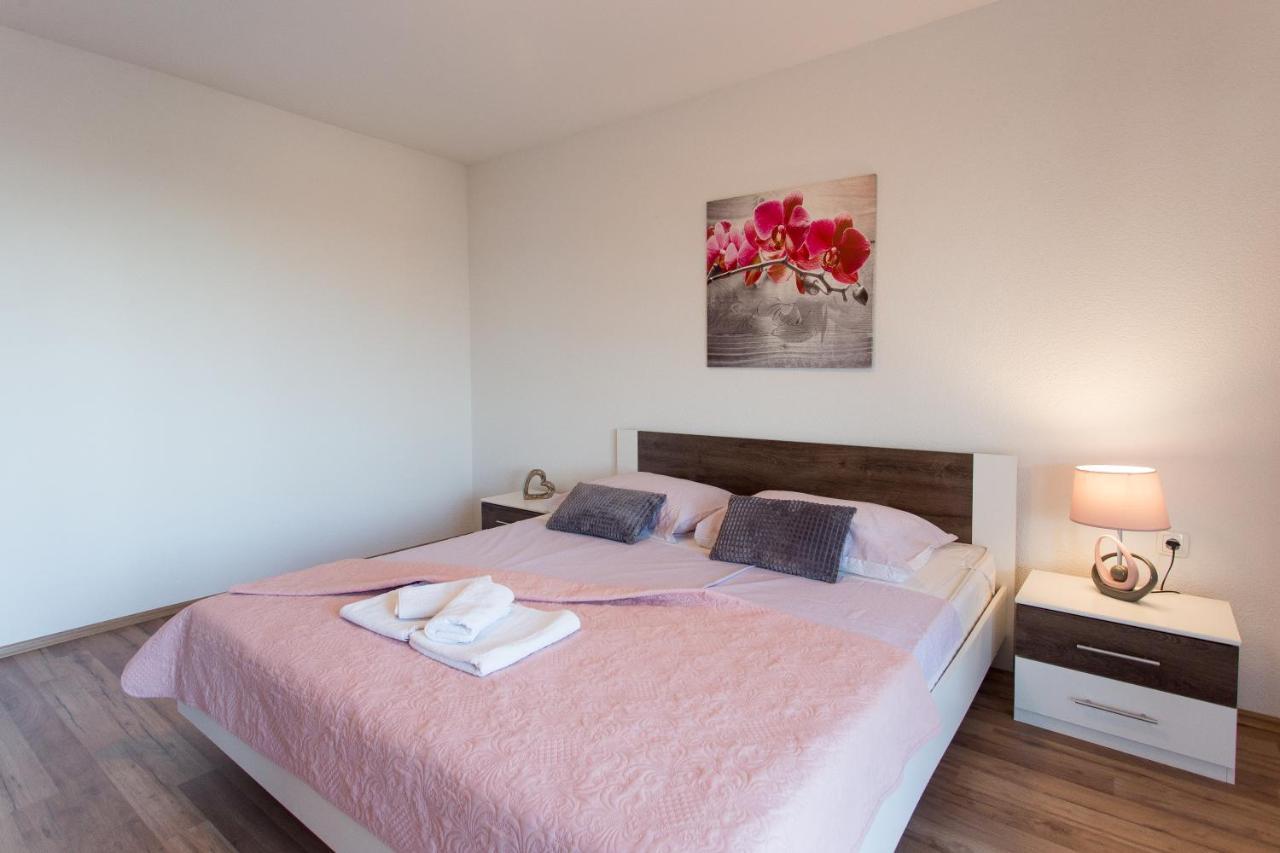 Villa Ivano With Sea&Mountain View Kaštel Stari Zewnętrze zdjęcie